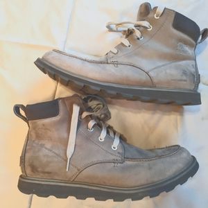 Sorel waterproof boots size 12